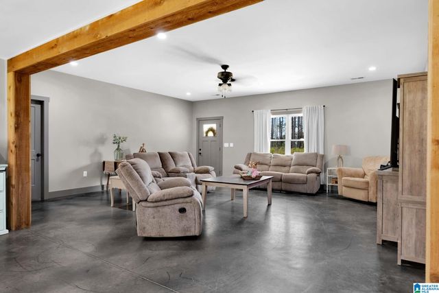 665 ROBBINS ROAD, Hayden, AL 35079