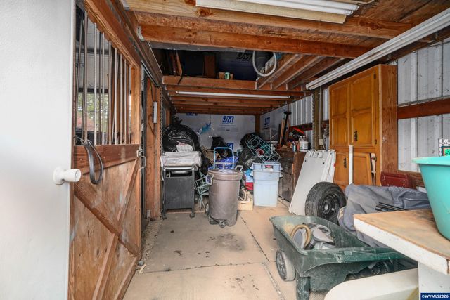 8550 Aumsville Hwy SE, Salem, OR 97317