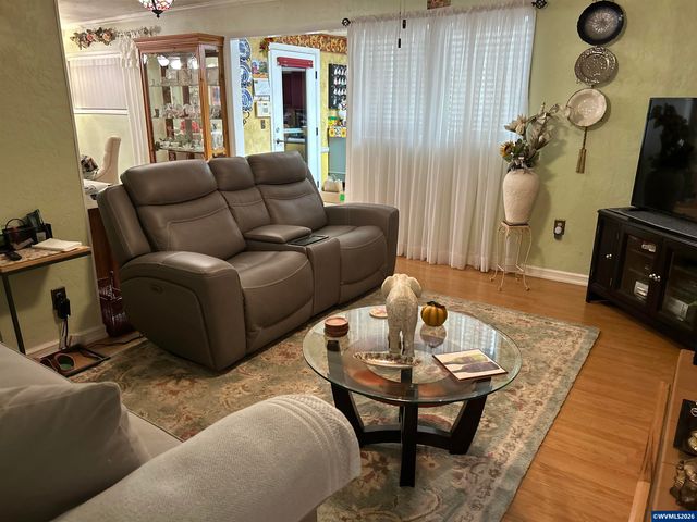 8550 Aumsville Hwy SE, Salem, OR 97317