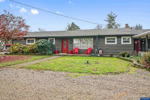 8550 Aumsville Hwy SE, Salem, OR 97317