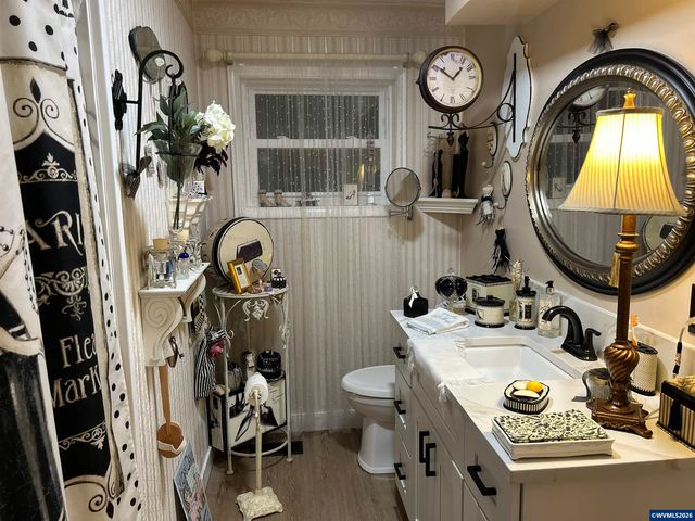 8550 Aumsville Hwy SE, Salem, OR 97317