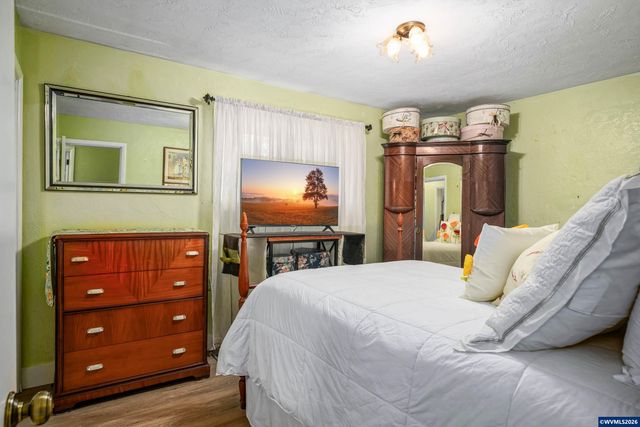 8550 Aumsville Hwy SE, Salem, OR 97317