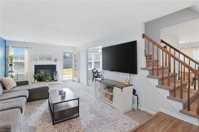 1021 Tealwood DR, Virginia Beach, VA 23453