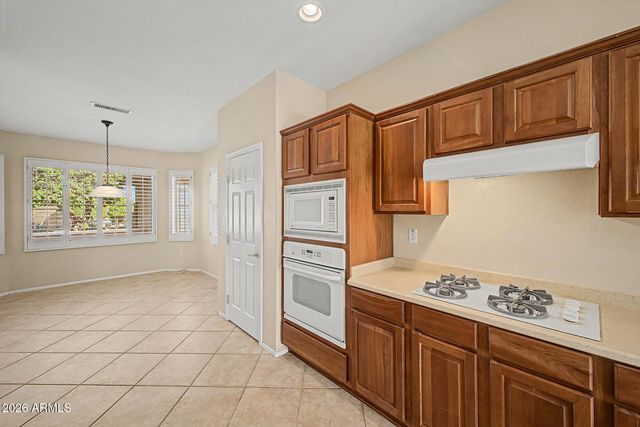20480 N CANYON WHISPER Drive, Surprise, AZ 85387