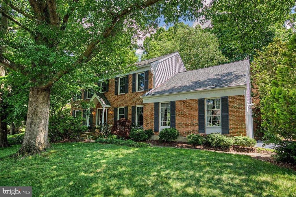 1 ICE POND TRL, Hockessin, DE 19707