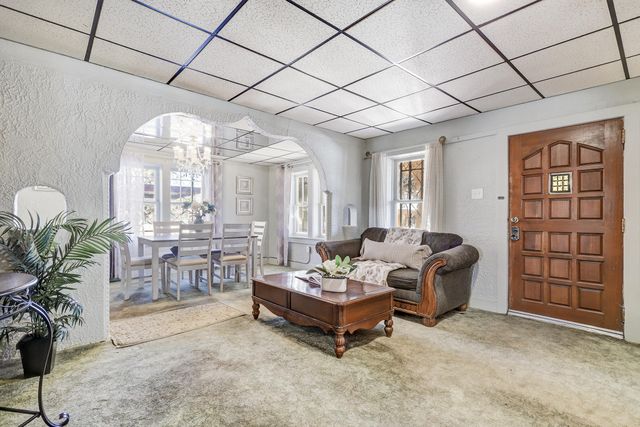 10125 4th Street NW, Albuquerque, NM 87114