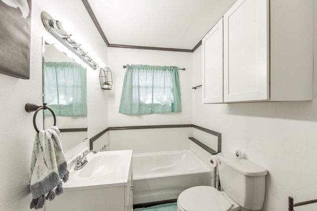 1831 Himalaya Ave, Thibodaux, LA 70301