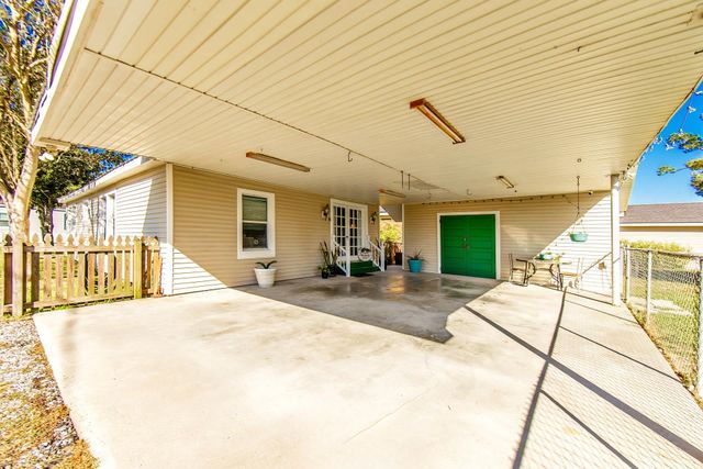 1831 Himalaya Ave, Thibodaux, LA 70301