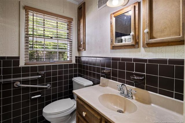 113 Star Hill Avenue, Fayetteville, NC 28303