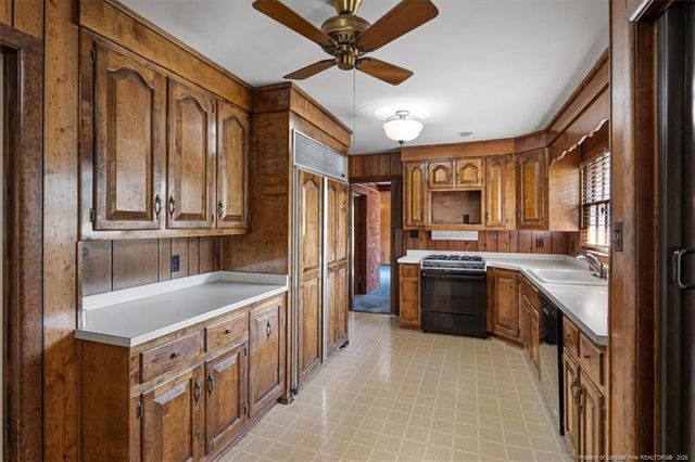 113 Star Hill Avenue, Fayetteville, NC 28303