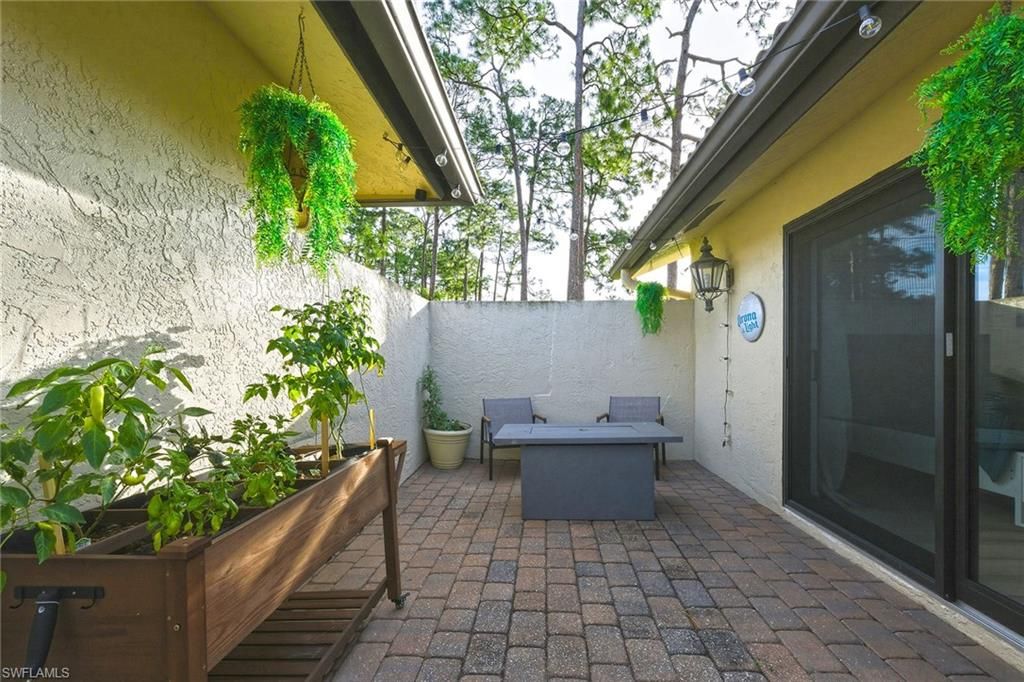 646 Augusta BLVD, NAPLES, FL 34113 — photo 5