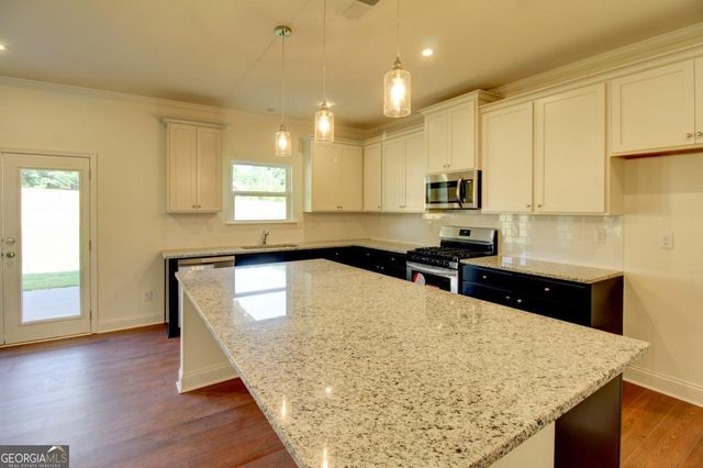 23 Woodland Road, Covington, GA 30016