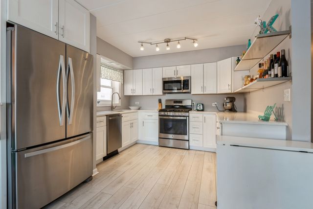 1316 Central Street 1E, Evanston, IL 60201
