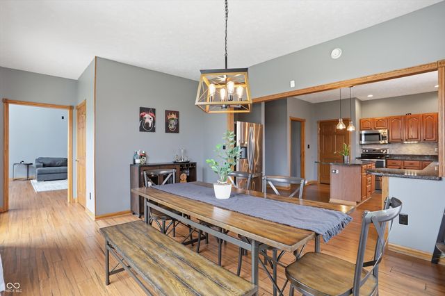 250 E Woodfield Lane, Mooresville, IN 46158