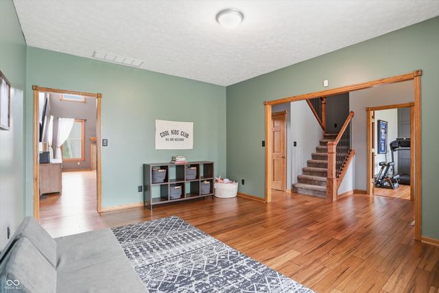 250 E Woodfield Lane, Mooresville, IN 46158