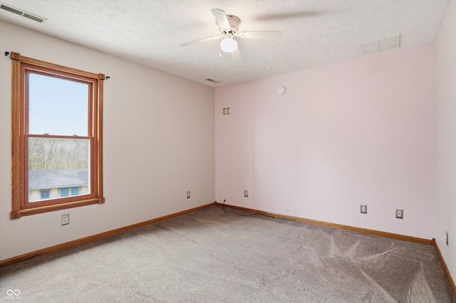 250 E Woodfield Lane, Mooresville, IN 46158