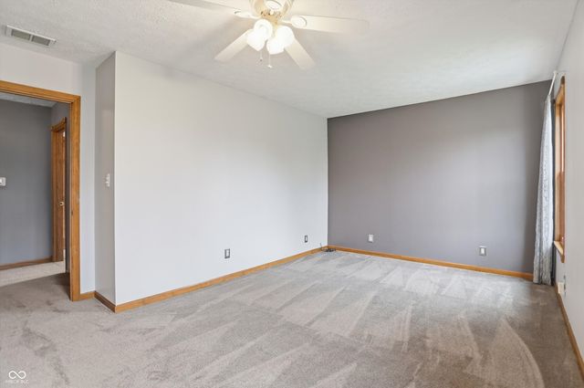 250 E Woodfield Lane, Mooresville, IN 46158