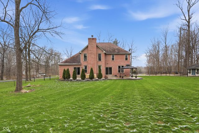 250 E Woodfield Lane, Mooresville, IN 46158