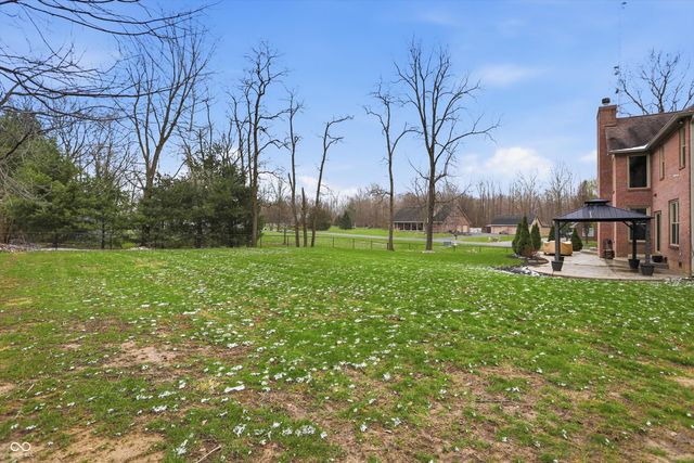 250 E Woodfield Lane, Mooresville, IN 46158