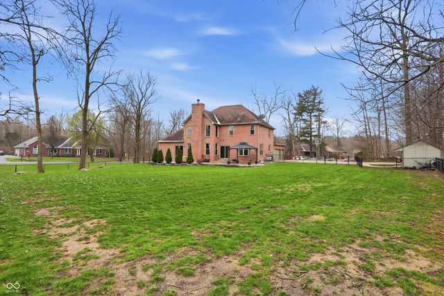 250 E Woodfield Lane, Mooresville, IN 46158