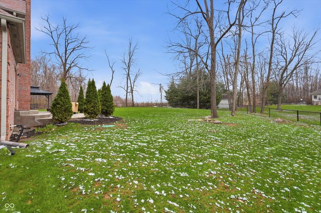 250 E Woodfield Lane, Mooresville, IN 46158