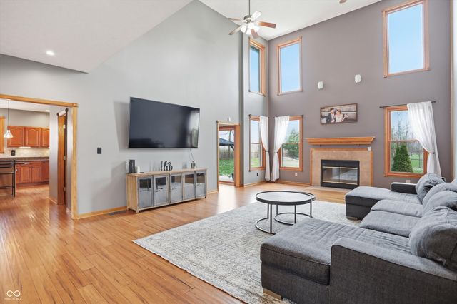 250 E Woodfield Lane, Mooresville, IN 46158