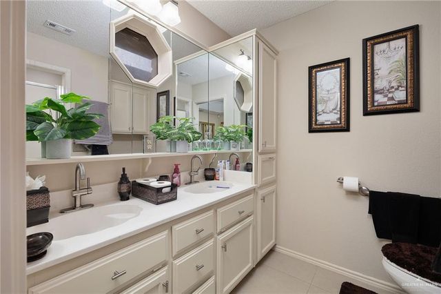 804 Lake View Drive, Mission, TX 78572