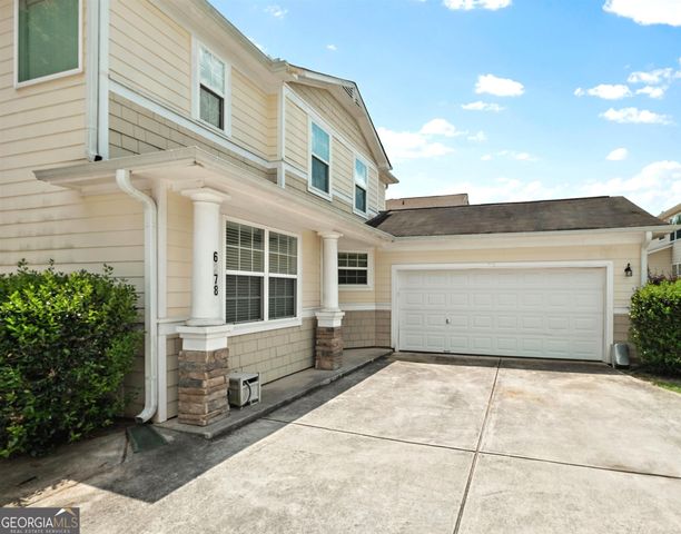 6278 Waverly Lane, Fairburn, GA 30213