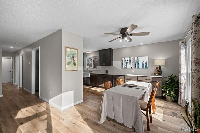 1 Inverness Court, St Peters, MO 63376