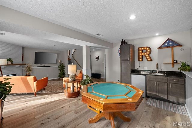 1 Inverness Court, St Peters, MO 63376