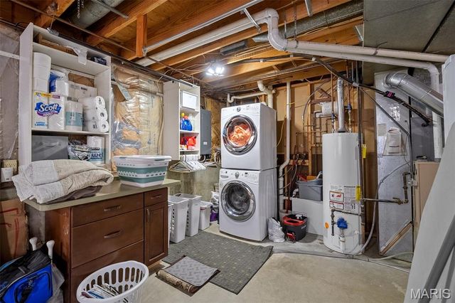 1 Inverness Court, St Peters, MO 63376