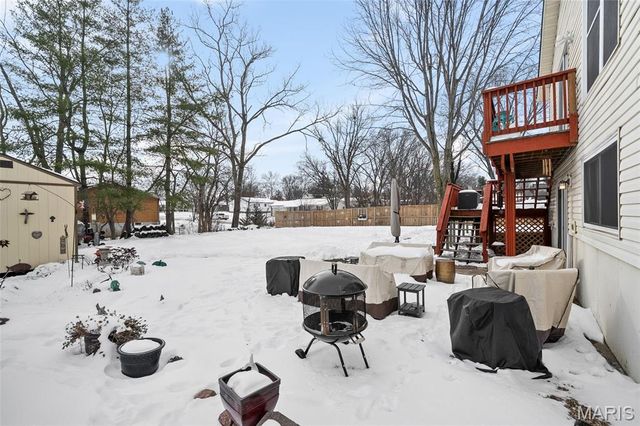 1 Inverness Court, St Peters, MO 63376