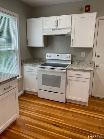 407 West Street 2nd Floor, Bristol, CT 06010