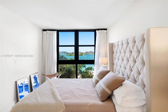 9 Island Ave 702, Miami Beach, FL 33139