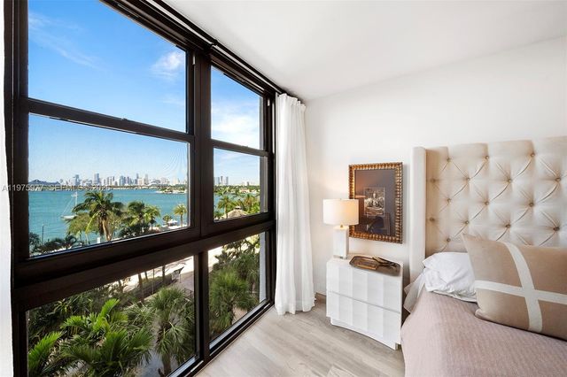 9 Island Ave 702, Miami Beach, FL 33139