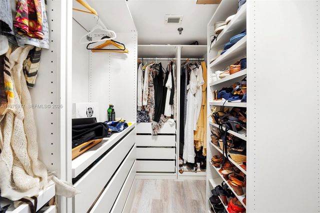 9 Island Ave 702, Miami Beach, FL 33139