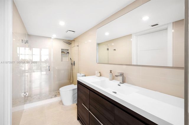 9 Island Ave 702, Miami Beach, FL 33139