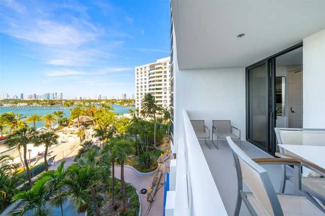 9 Island Ave 702, Miami Beach, FL 33139