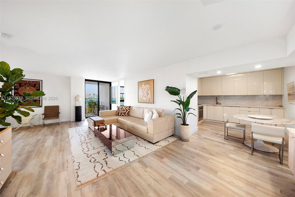 9 Island Ave 702, Miami Beach, FL 33139