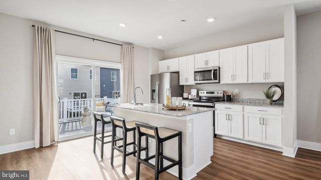 131 WILLETT HOLLOW ST, Stephens City, VA 22655