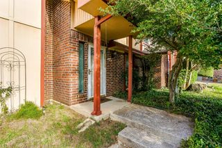 5731 Bramblewood Court, Arlington, TX 76017