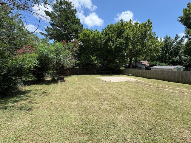 230 NE 20th, Paris, TX 75460