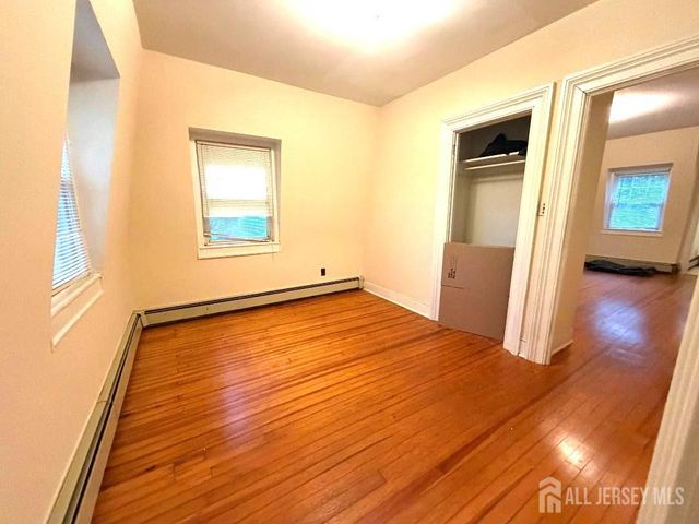 207 Woodbridge Avenue, Metuchen, NJ 08840