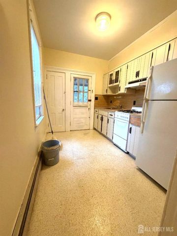 207 Woodbridge Avenue, Metuchen, NJ 08840