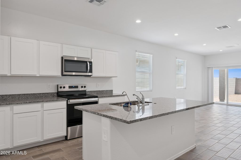 1408 W WALTON Avenue, Coolidge, AZ 85128 — photo 5