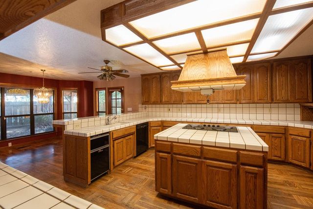 2063 Justice Ct, Turlock, CA 95382