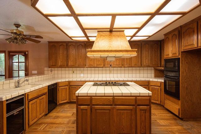 2063 Justice Ct, Turlock, CA 95382