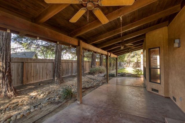 2063 Justice Ct, Turlock, CA 95382