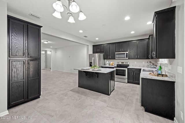 409 RICHMOND Drive, St. Johns, FL 32259