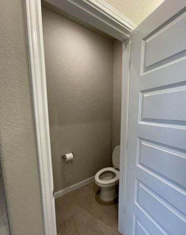 7052 Silverleaf Oak Street, Conroe, TX 77304